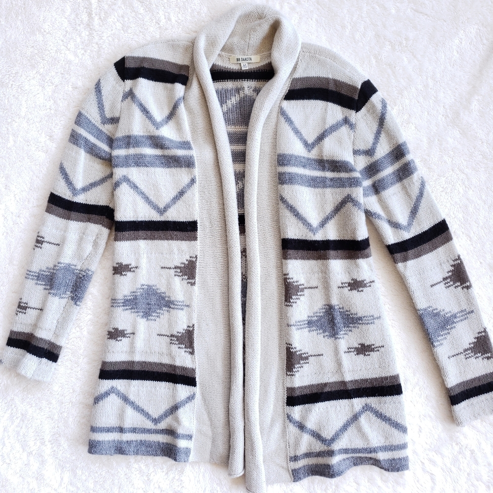 BB Dakota Aztec Print Sweater